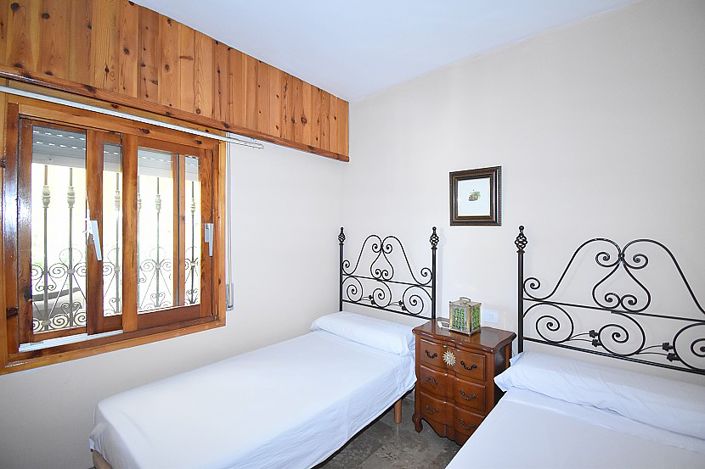 Image No.21-5 Bed Villa for sale