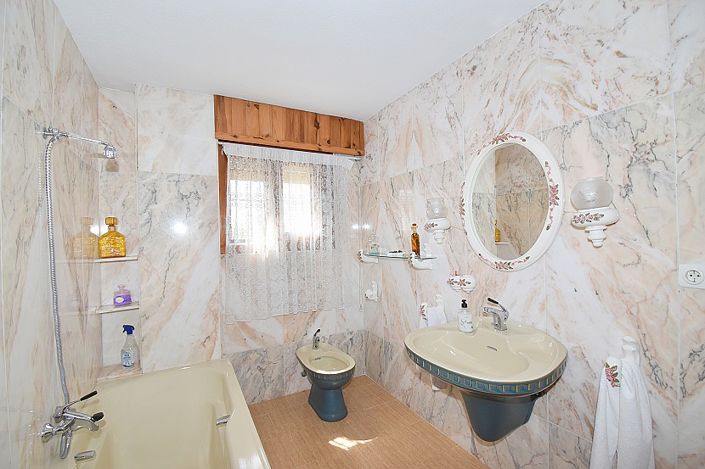 Image No.25-5 Bed Villa for sale