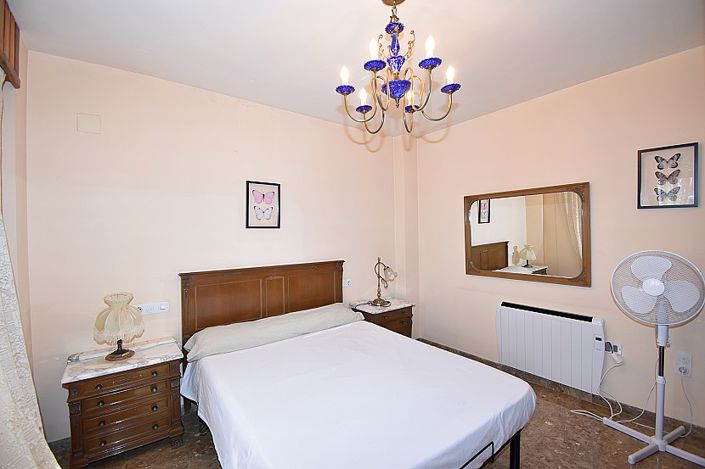 Image No.9-5 Bed Villa for sale