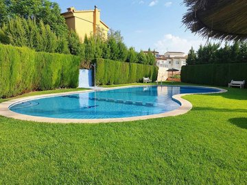 1 - Montserrat, Villa