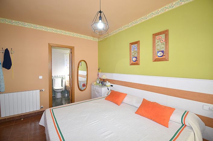 Image No.20-3 Bed Villa for sale