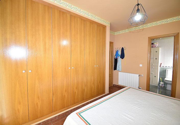 Image No.21-3 Bed Villa for sale