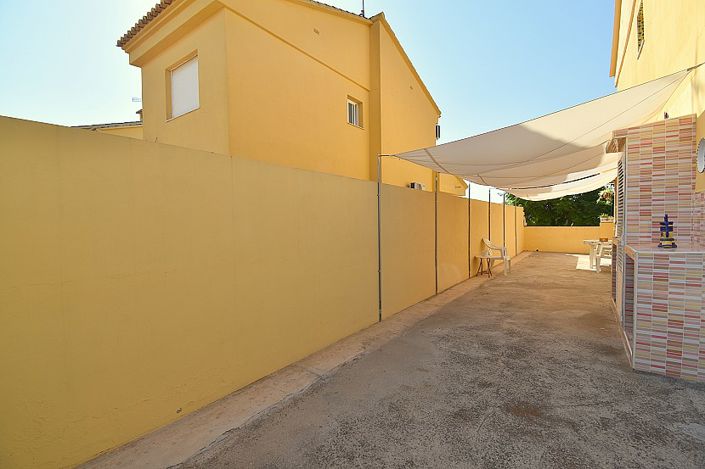 Image No.32-3 Bed Villa for sale
