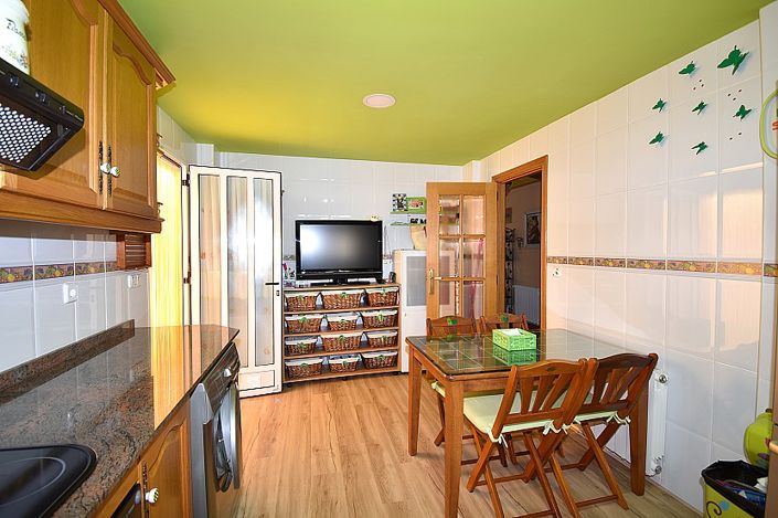 Image No.9-3 Bed Villa for sale