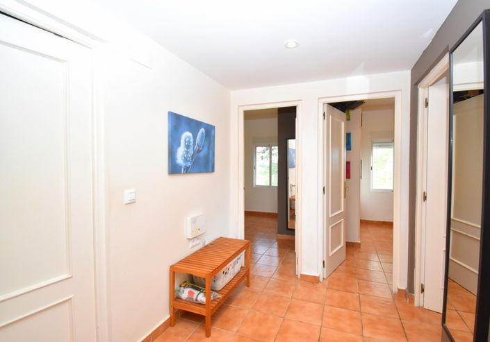 Image No.20-3 Bed Villa for sale