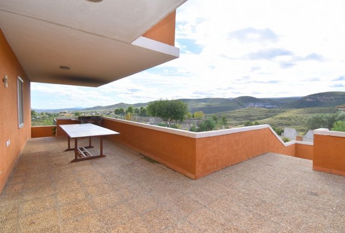 Image No.22-3 Bed Villa for sale