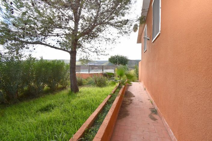 Image No.28-3 Bed Villa for sale