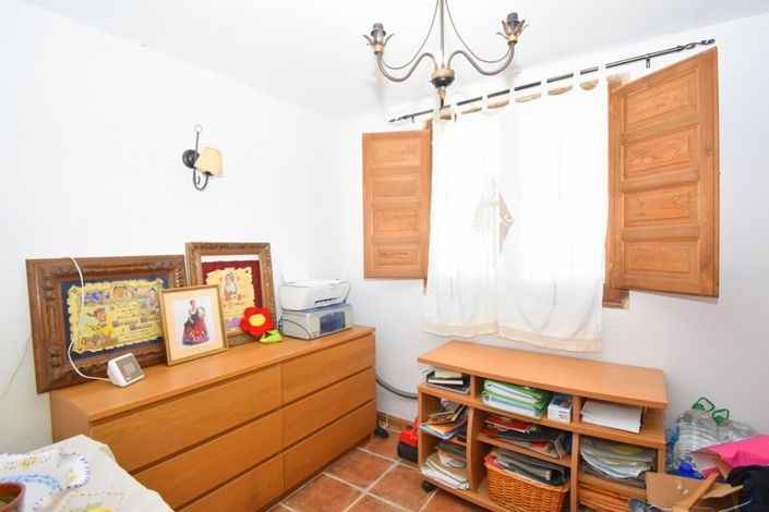 Image No.14-3 Bed Villa for sale