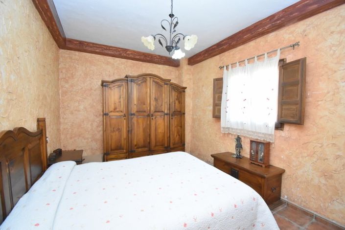 Image No.17-3 Bed Villa for sale