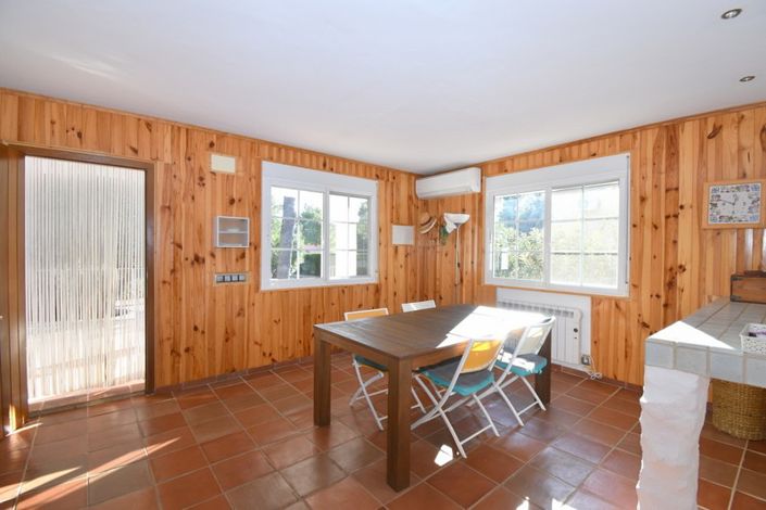 Image No.10-3 Bed Villa for sale