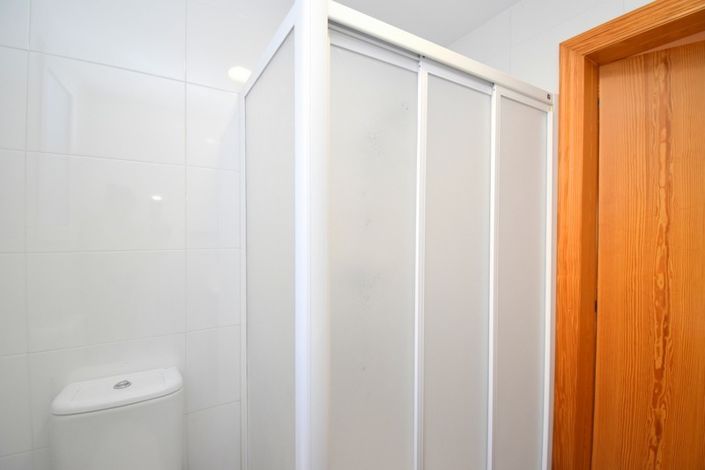 Image No.22-3 Bed Villa for sale