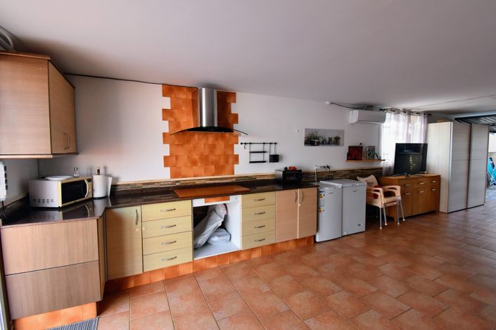 Image No.31-4 Bed Townhouse for sale