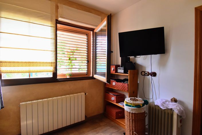 Image No.12-4 Bed Villa for sale