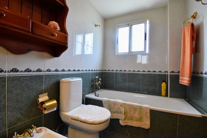 Image No.21-4 Bed Villa for sale