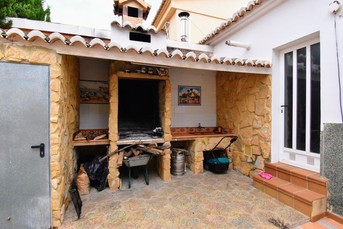 Image No.27-4 Bed Villa for sale