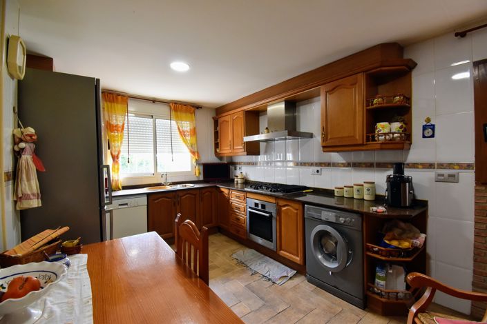 Image No.5-4 Bed Villa for sale