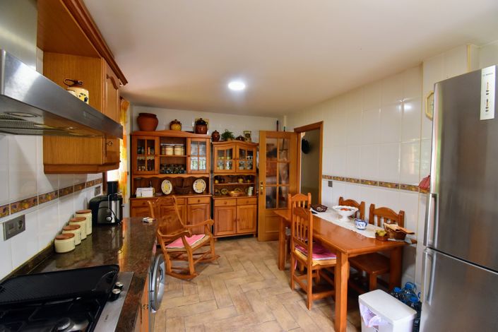 Image No.6-4 Bed Villa for sale