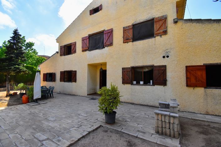 Image No.1-7 Bed Villa for sale