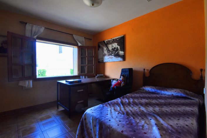 Image No.25-7 Bed Villa for sale