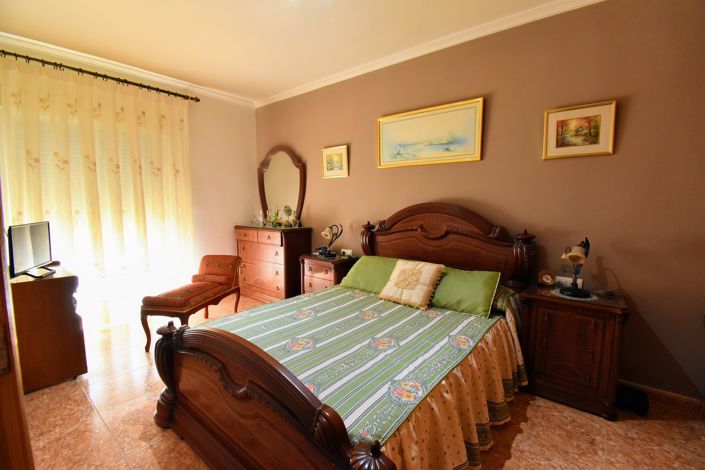 Image No.12-3 Bed Villa for sale