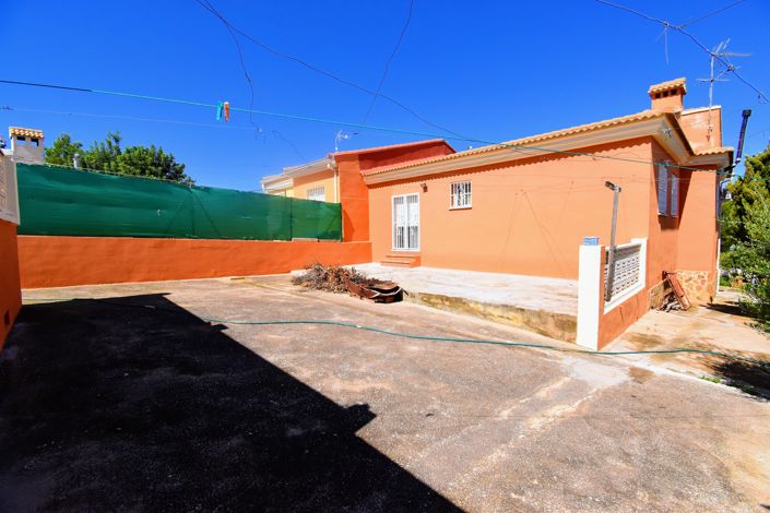 Image No.22-3 Bed Villa for sale