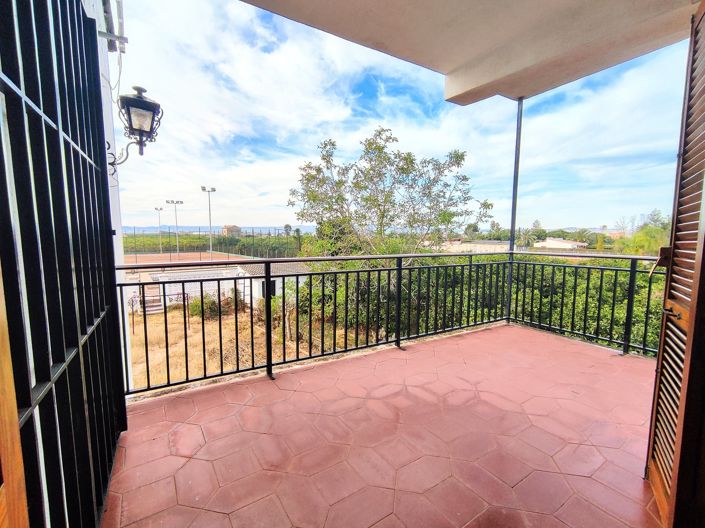 Image No.18-5 Bed Villa for sale