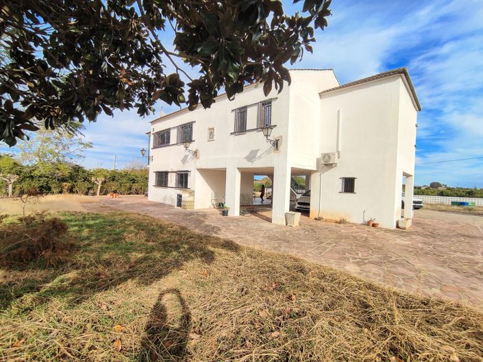 Image No.37-5 Bed Villa for sale