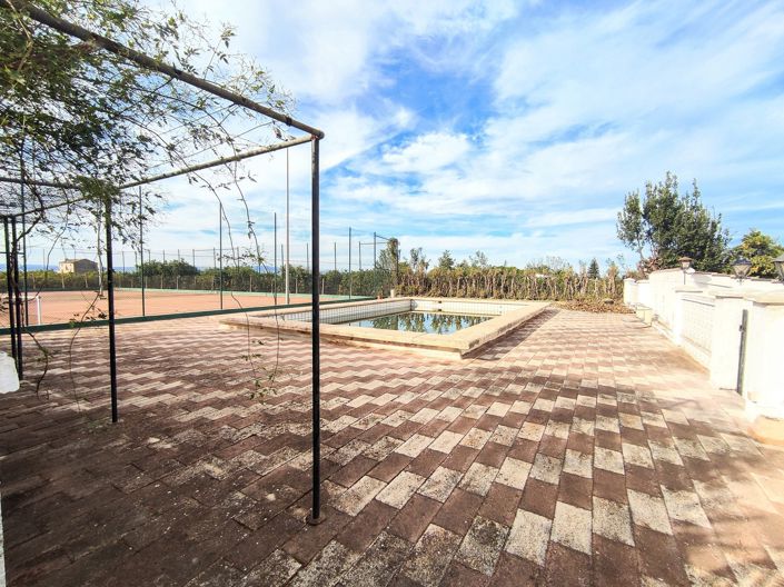 Image No.38-5 Bed Villa for sale