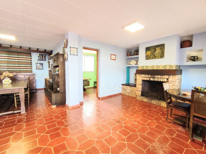 Image No.5-5 Bed Villa for sale