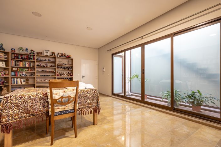 Image No.7-4 Bed Townhouse for sale