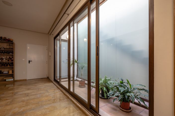 Image No.8-4 Bed Townhouse for sale