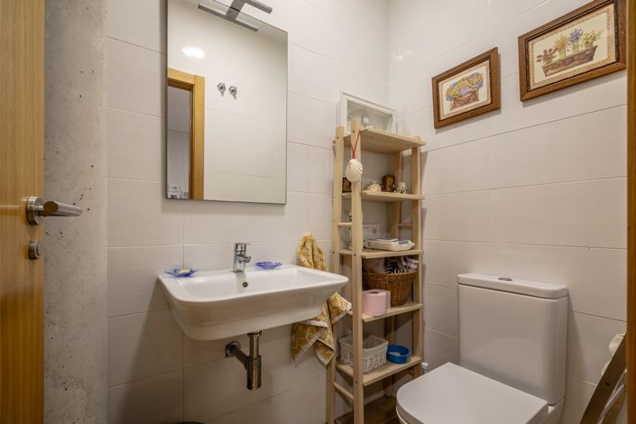 Image No.9-4 Bed Townhouse for sale