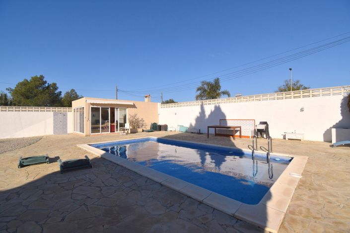 Image No.26-4 Bed Villa for sale