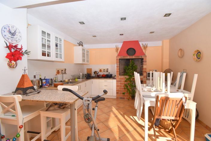 Image No.29-4 Bed Villa for sale
