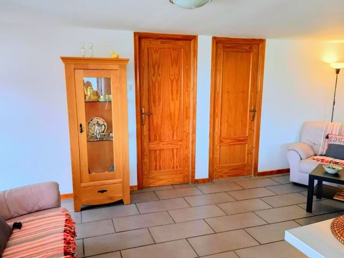 Image No.28-6 Bed Villa for sale