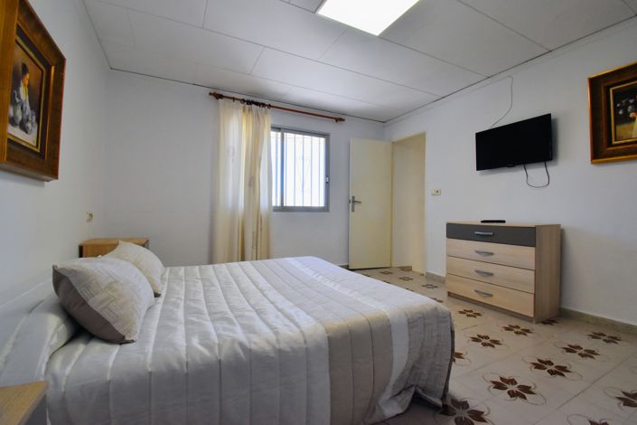 Image No.10-3 Bed Villa for sale