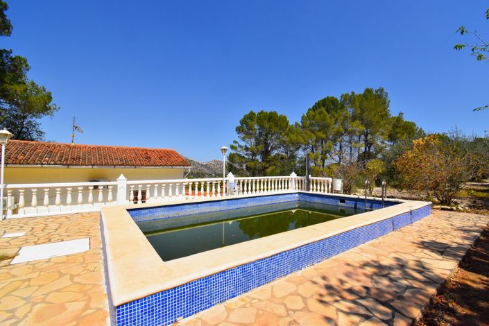 Image No.20-3 Bed Villa for sale