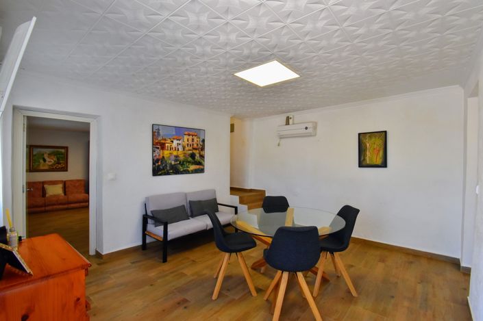 Image No.4-3 Bed Villa for sale