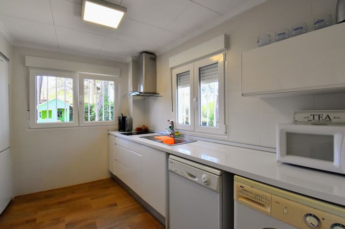 Image No.6-3 Bed Villa for sale