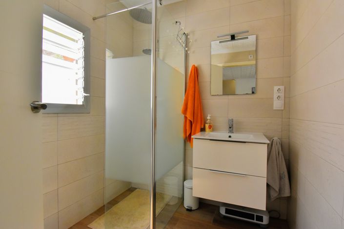 Image No.7-3 Bed Villa for sale