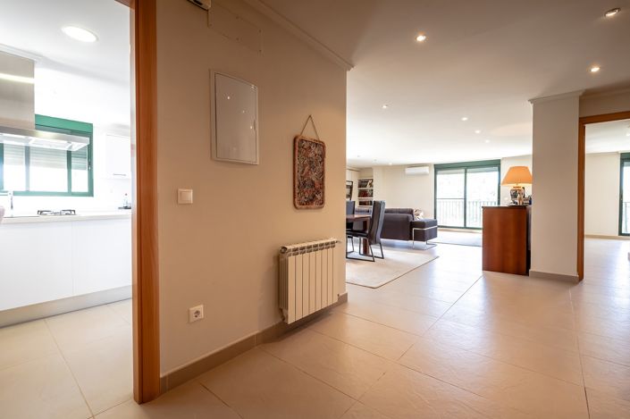 Image No.5-5 Bed Villa for sale