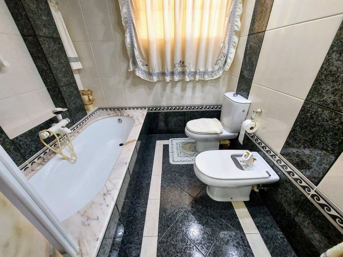 Image No.32-Villa de 6 chambres à vendre à Valencia City