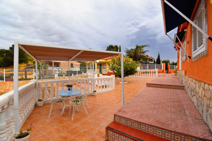 Image No.18-4 Bed Villa for sale