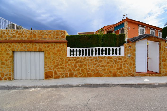 Image No.26-4 Bed Villa for sale