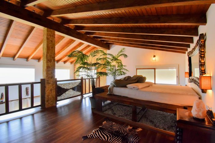 Image No.10-3 Bed Villa for sale