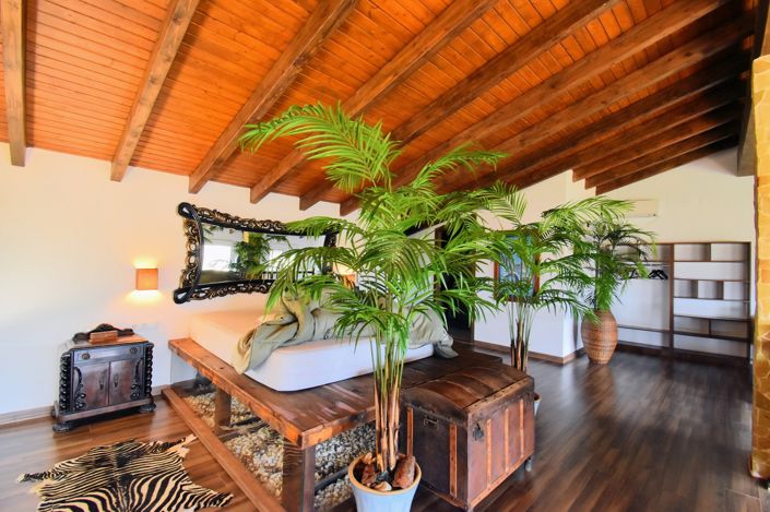 Image No.11-3 Bed Villa for sale