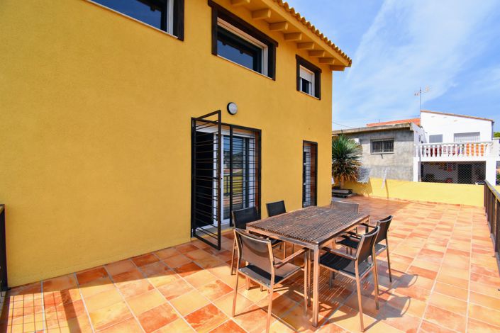 Image No.16-3 Bed Villa for sale