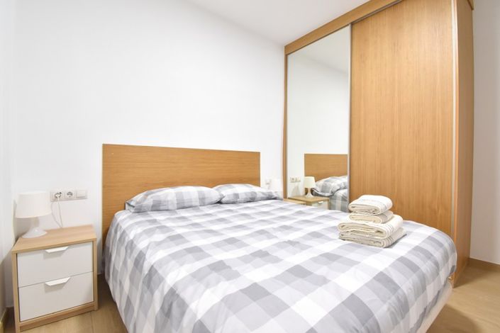 Image No.3-3 Bed Property for sale