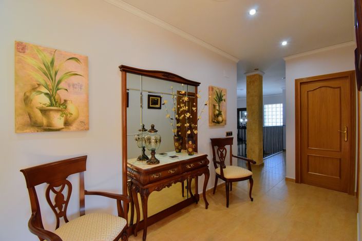 Image No.22-6 Bed Villa for sale