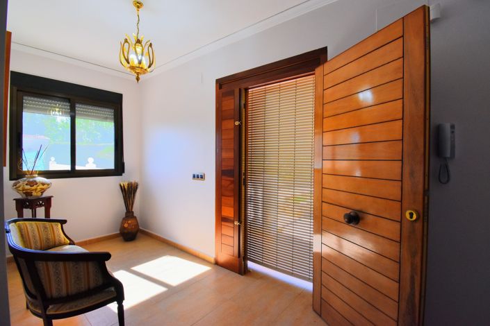 Image No.23-6 Bed Villa for sale